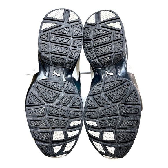 PUMA, MENS TAZON MODERN RUNNING SHOES. WHITE MESH WITH BLACK TRIM. SIZE 11 1/2 - Picture 7 of 8